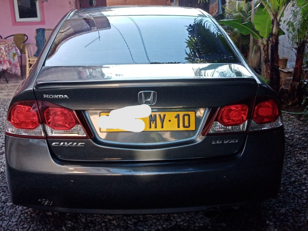 Honda civic 1.6 vxi in Mauritius