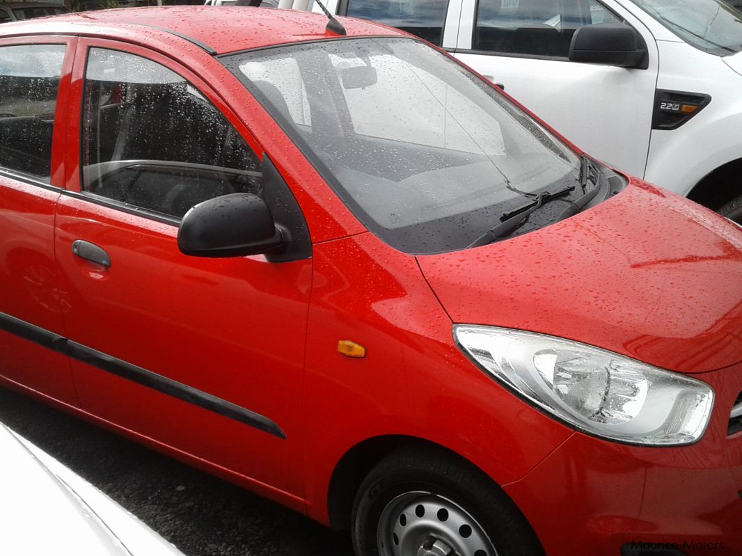 Hyundai i10 - RED - LEATHER SEATS in Mauritius