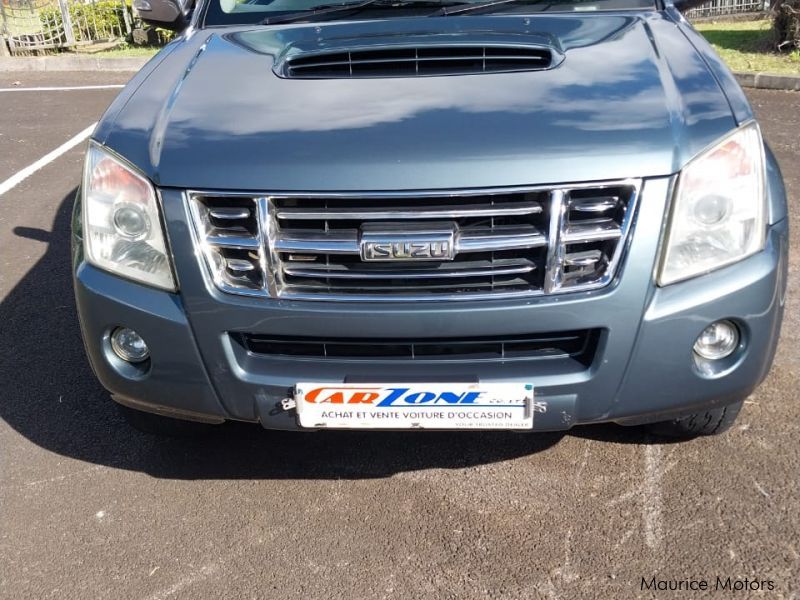 Isuzu KB300 in Mauritius