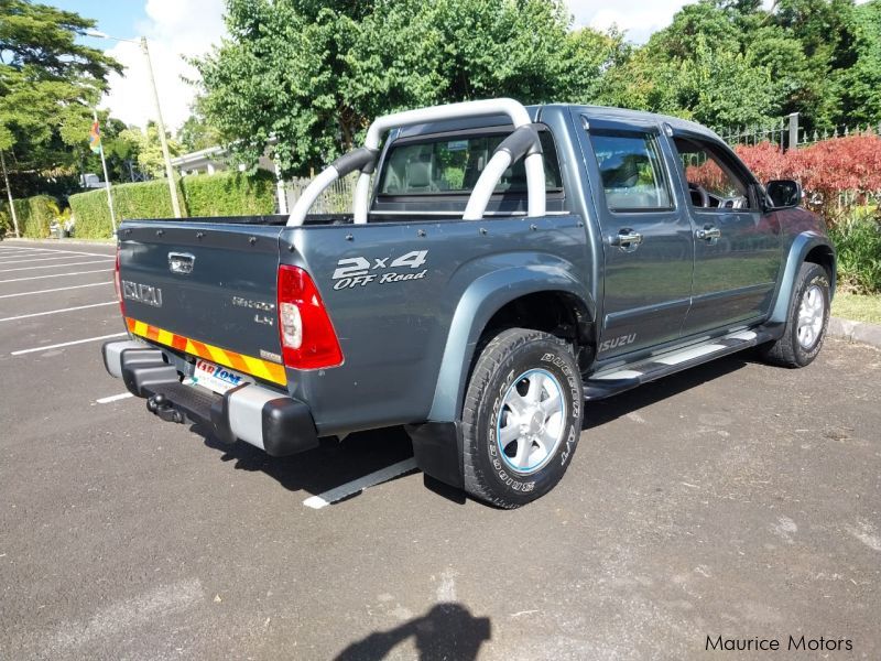 Isuzu KB300 in Mauritius