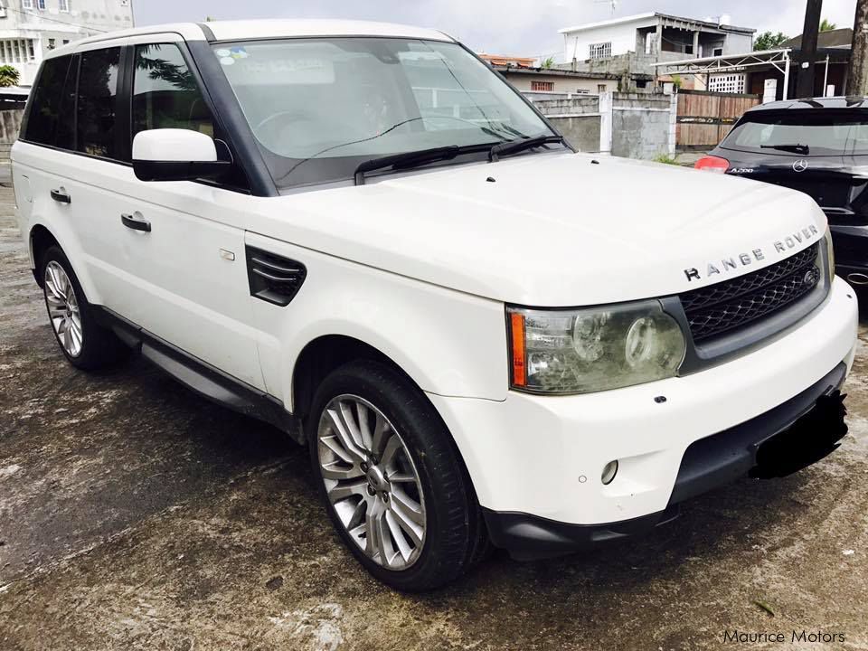 Land Rover RANGE ROVER HSE SPORT STEPTRONIC YEAR 2010 3.0 TURBO DIESEL in Mauritius