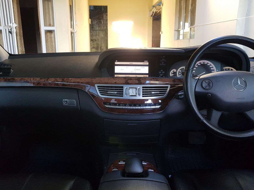 Mercedes-Benz S320 Li CDI in Mauritius