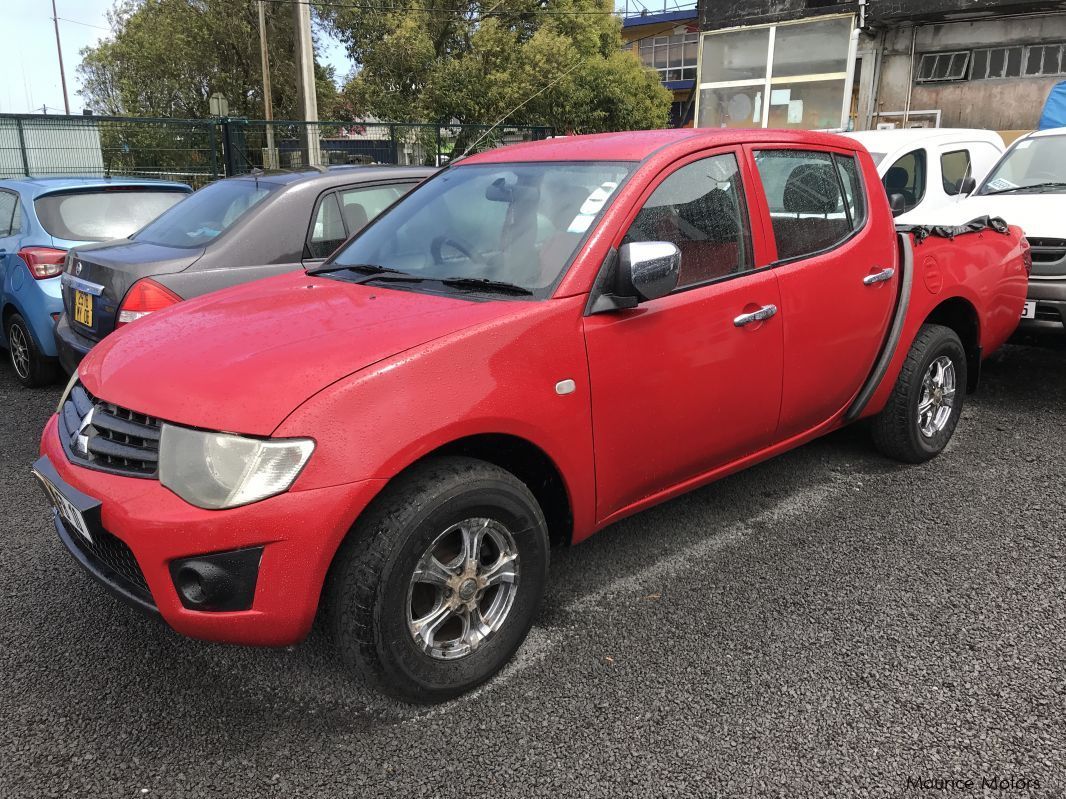 Mitsubishi L200 - RED in Mauritius