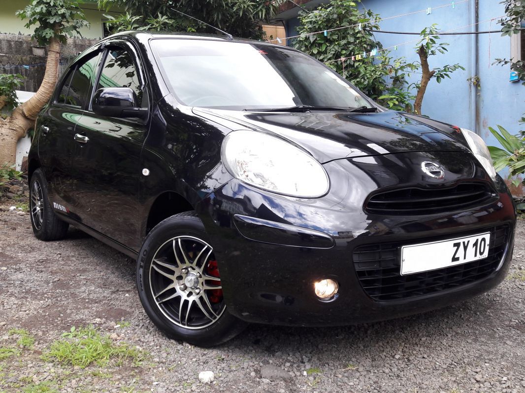 Nissan March AK13 in Mauritius