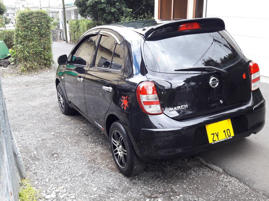 Nissan March AK13 in Mauritius