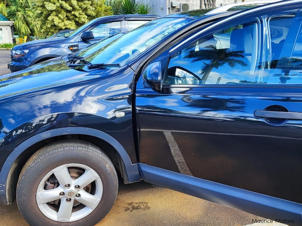 Nissan Qashqai 2 in Mauritius