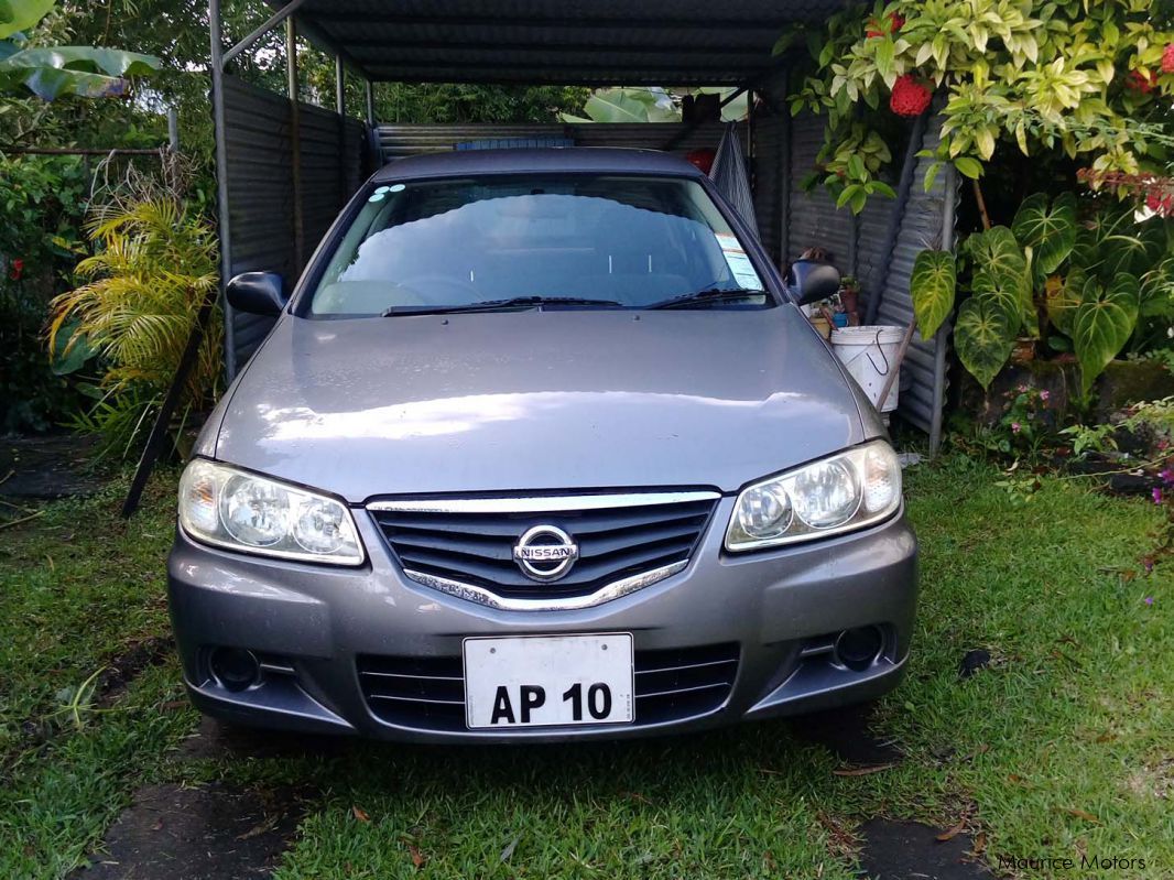 Used Nissan Sunny 2010 Sunny for sale Ebene Nissan Sunny sales