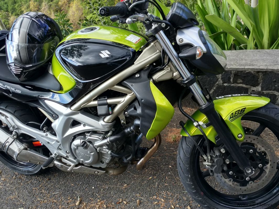 Suzuki Gladius (SFV650) in Mauritius