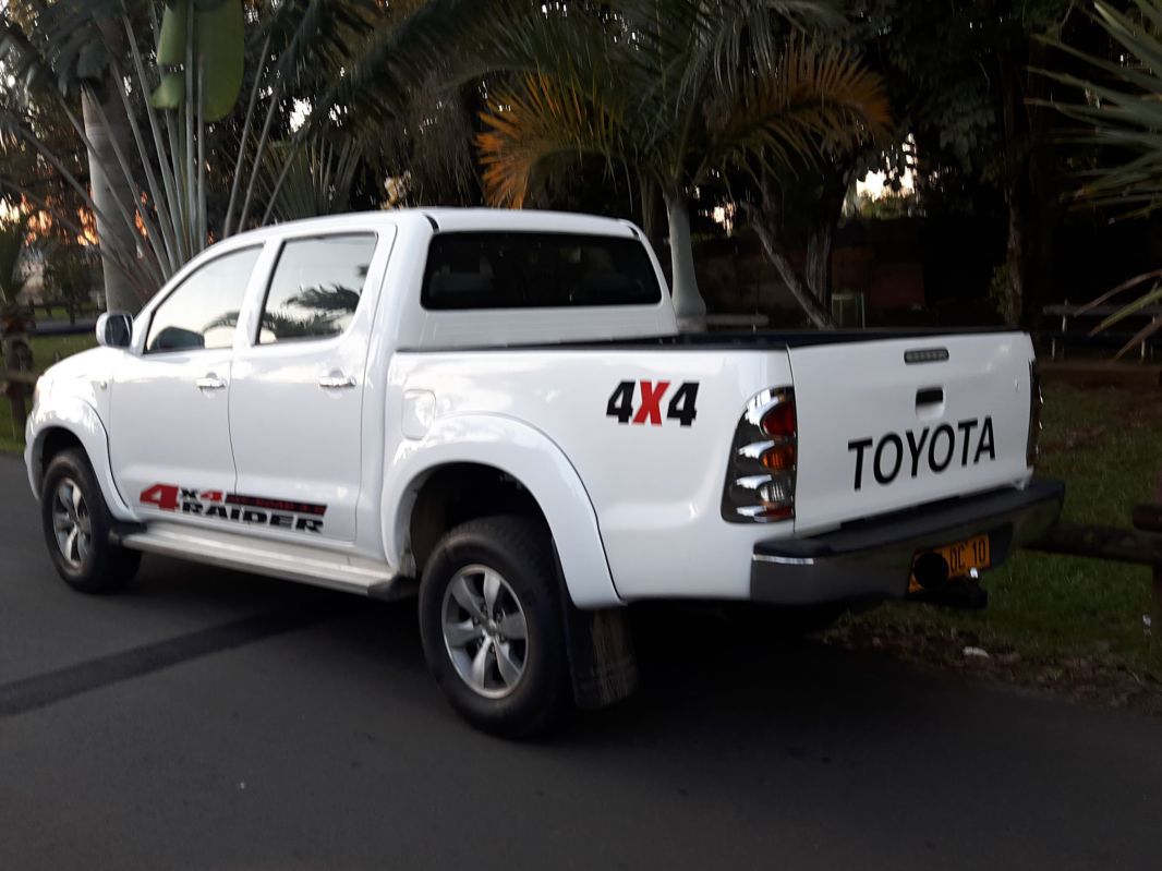 Toyota Hilux 4X4 Raider 3.0 D4D in Mauritius