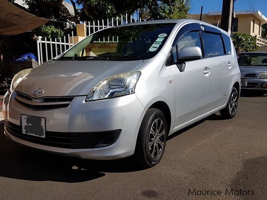 Toyota Passo Sette 7 Seater in Mauritius