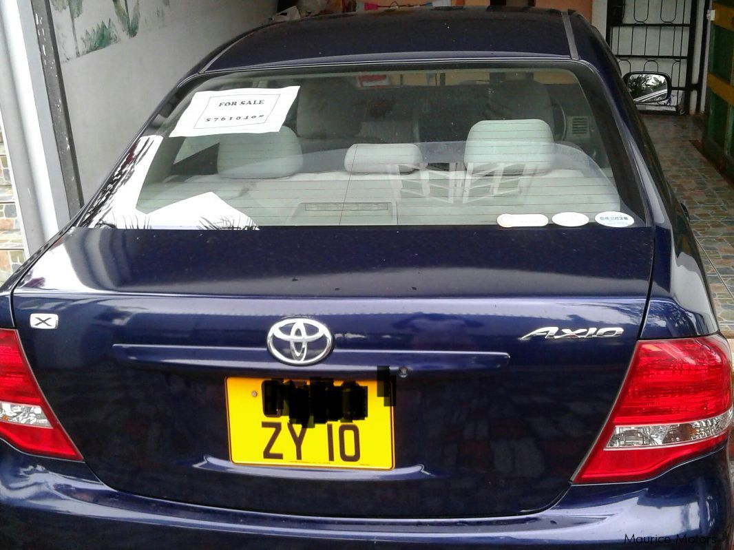 Toyota axio in Mauritius
