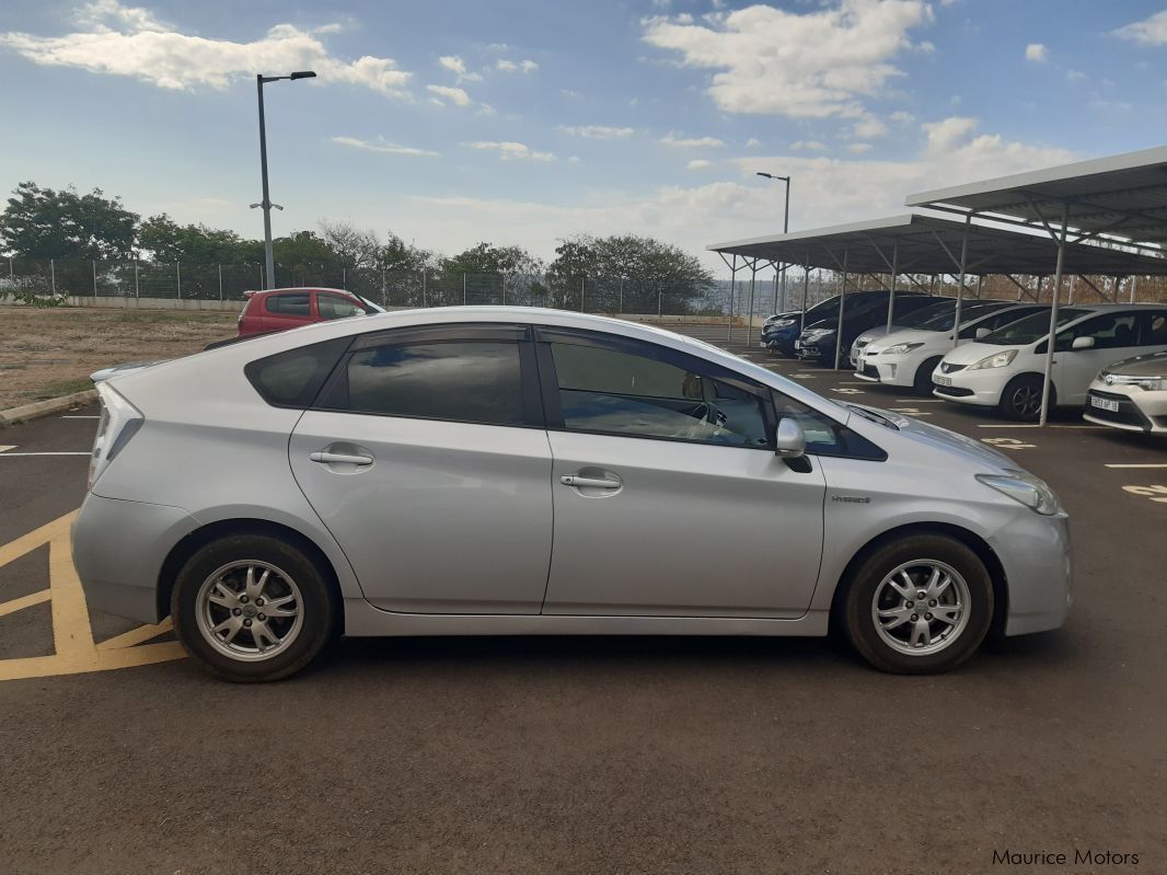 Toyota prius in Mauritius