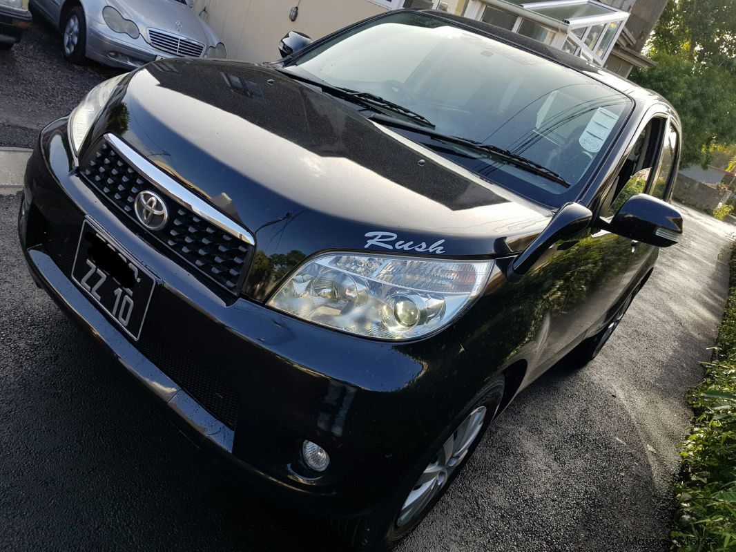 Toyota suv rush in Mauritius