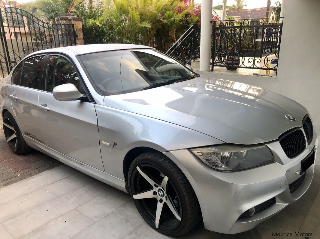 BMW 320i M in Mauritius