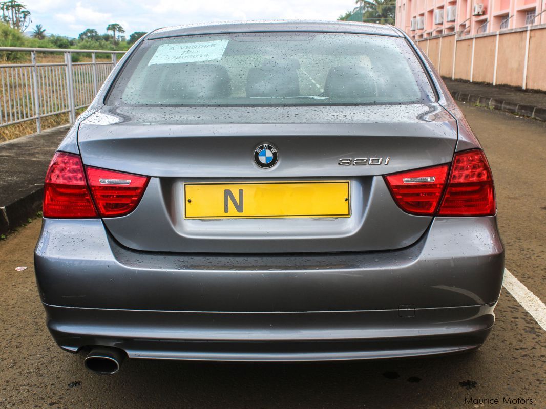 BMW 320i in Mauritius