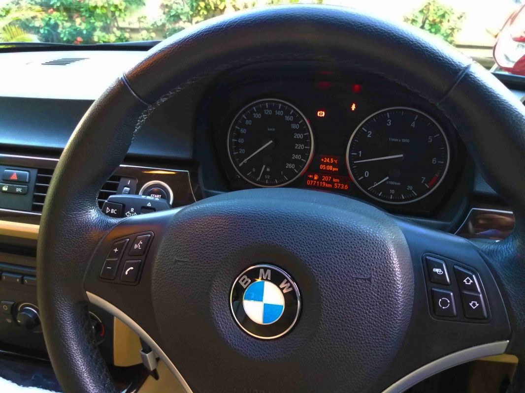 BMW E90 316i in Mauritius