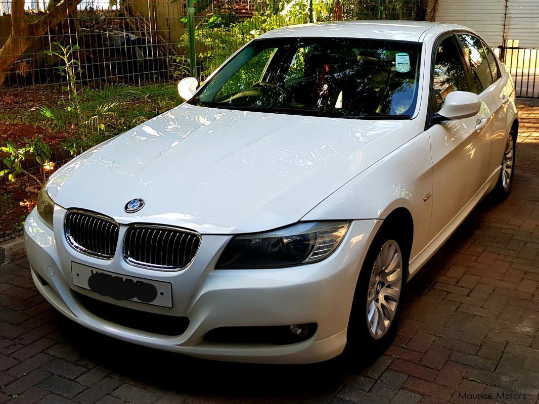 BMW E90 320i facelift in Mauritius