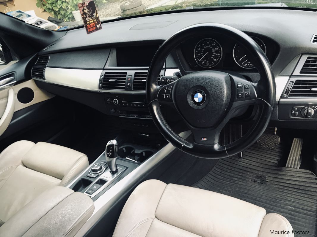 BMW X5 in Mauritius