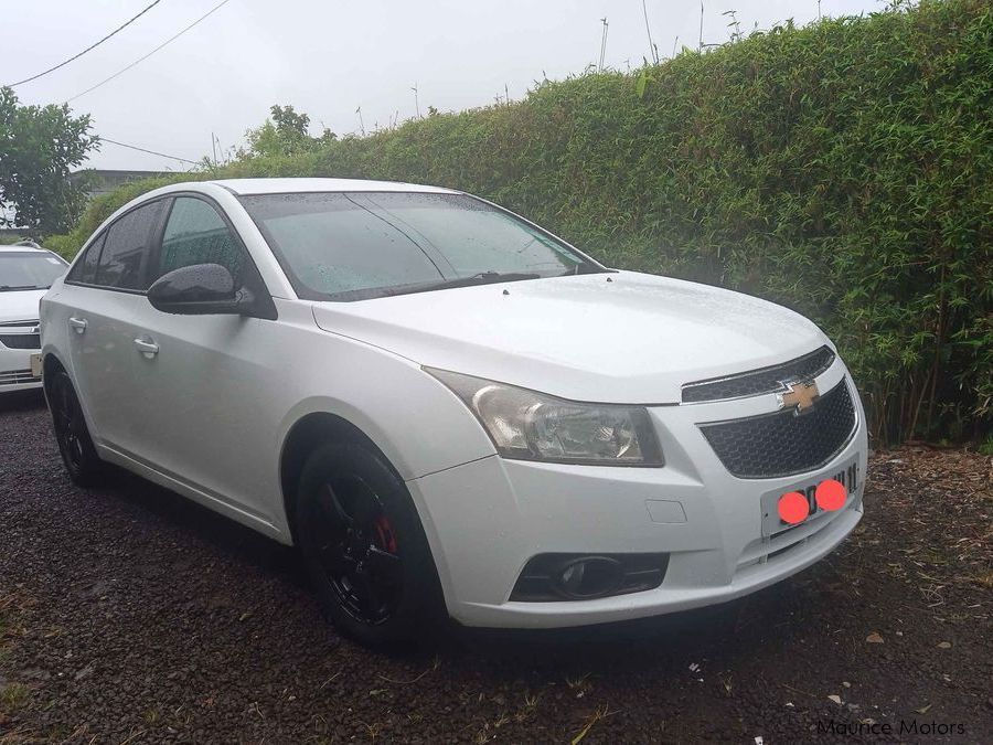 Chevrolet CRUZE LT in Mauritius