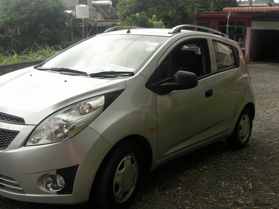 Chevrolet spark LS in Mauritius