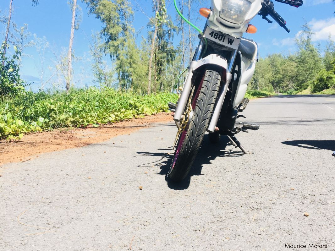 Delta 110cc serie W in Mauritius
