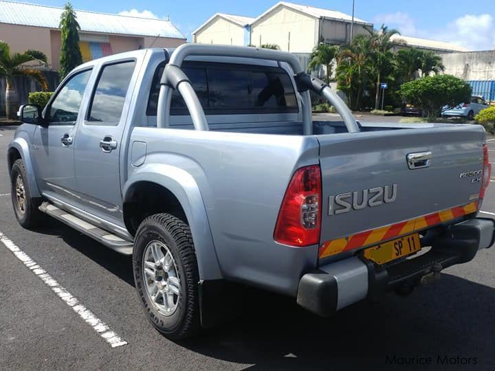 Isuzu KB 300 turbo in Mauritius