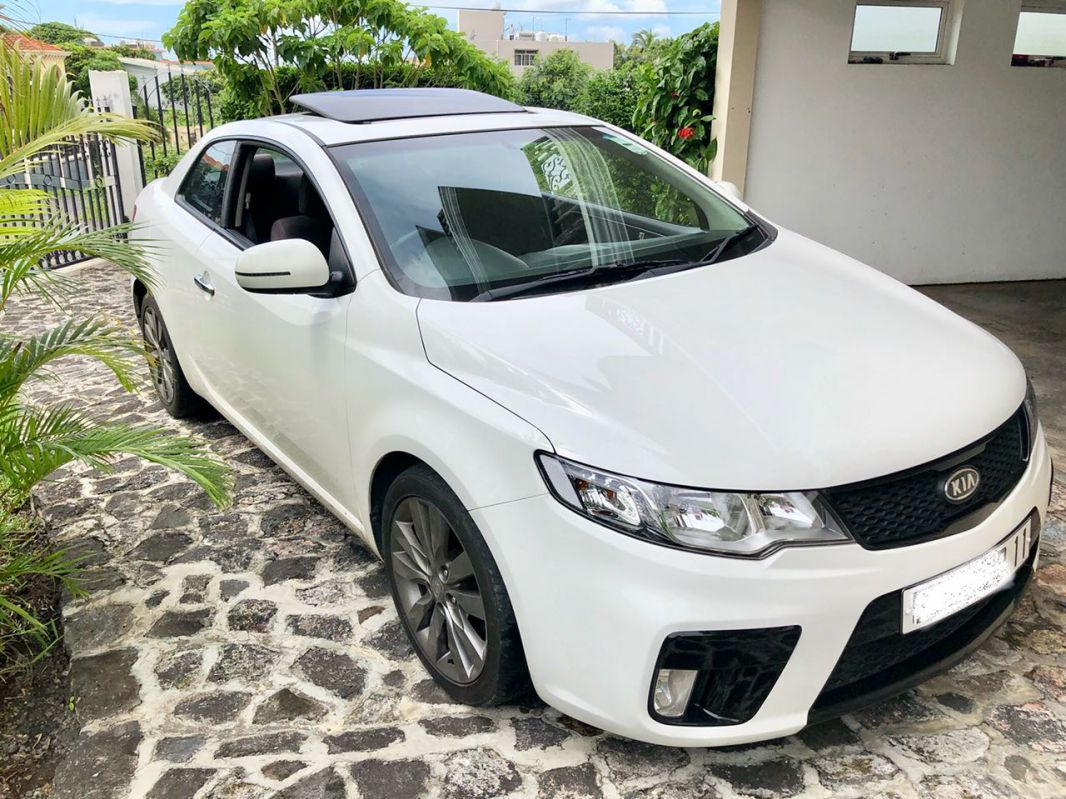 Kia cerato koup 2011