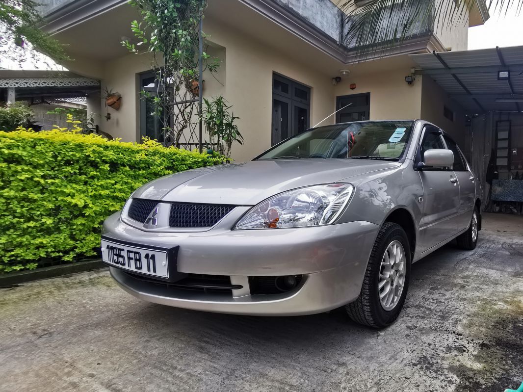 Mitsubishi Lancer GLX in Mauritius