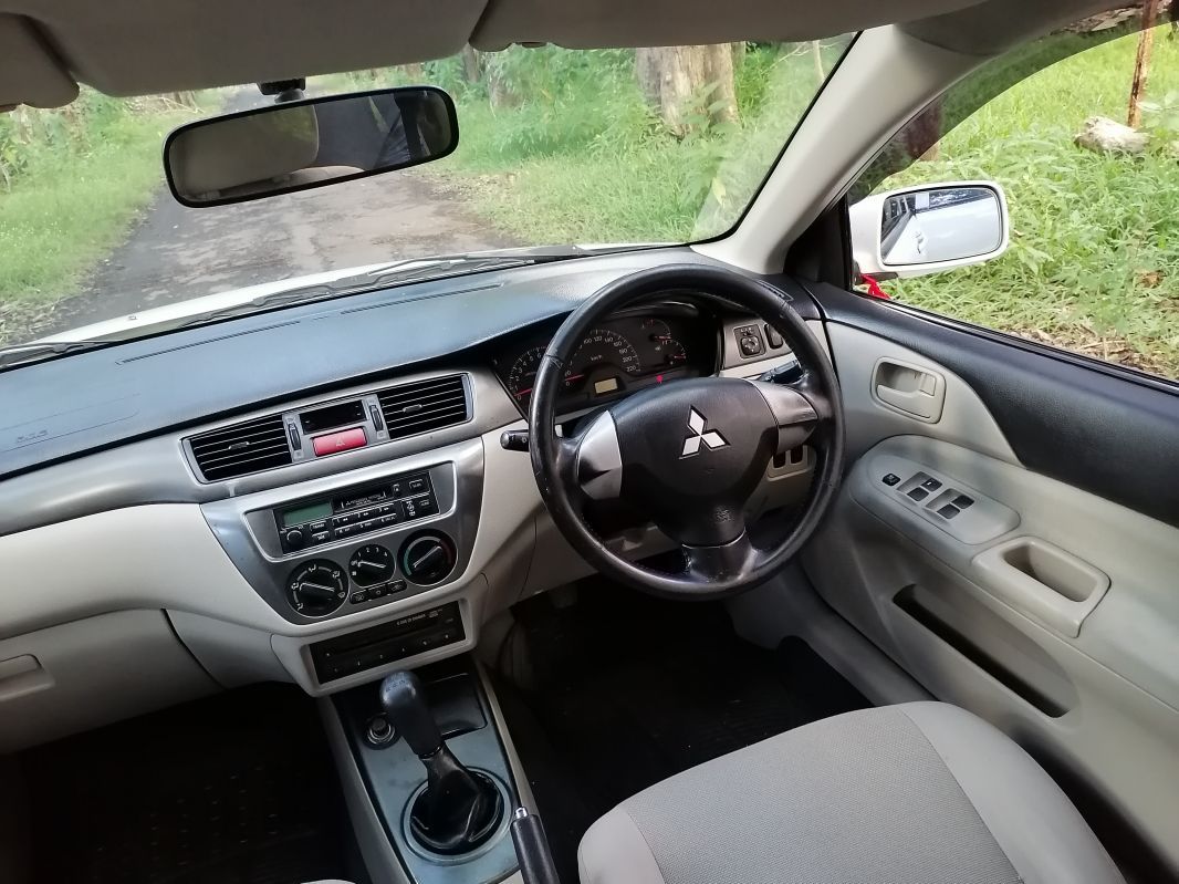 Mitsubishi Lancer Glx in Mauritius
