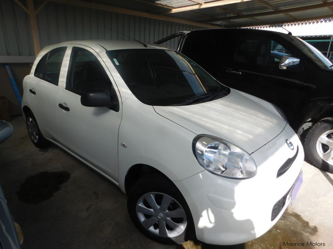 Used Nissan MARCH AK13 - PEARL WHITE  2011 MARCH AK13 