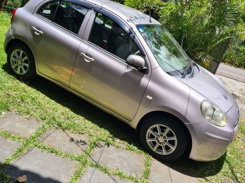 Nissan March AK13 in Mauritius