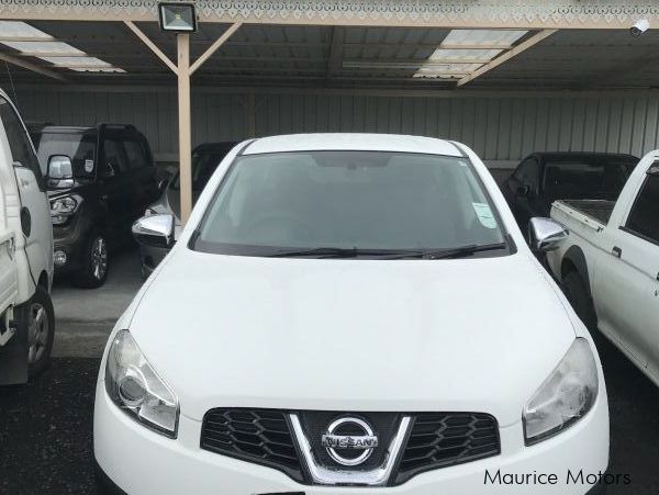 Nissan QASHQAI - WHITE in Mauritius