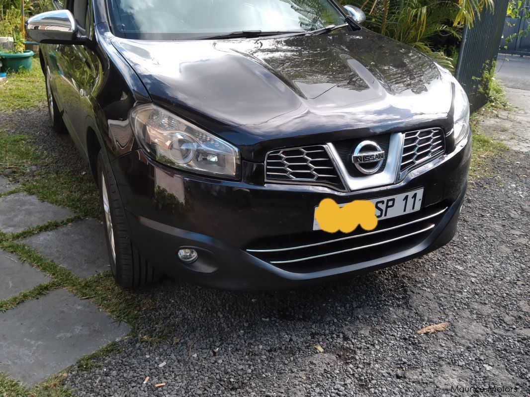 Nissan Quasqai+2 in Mauritius