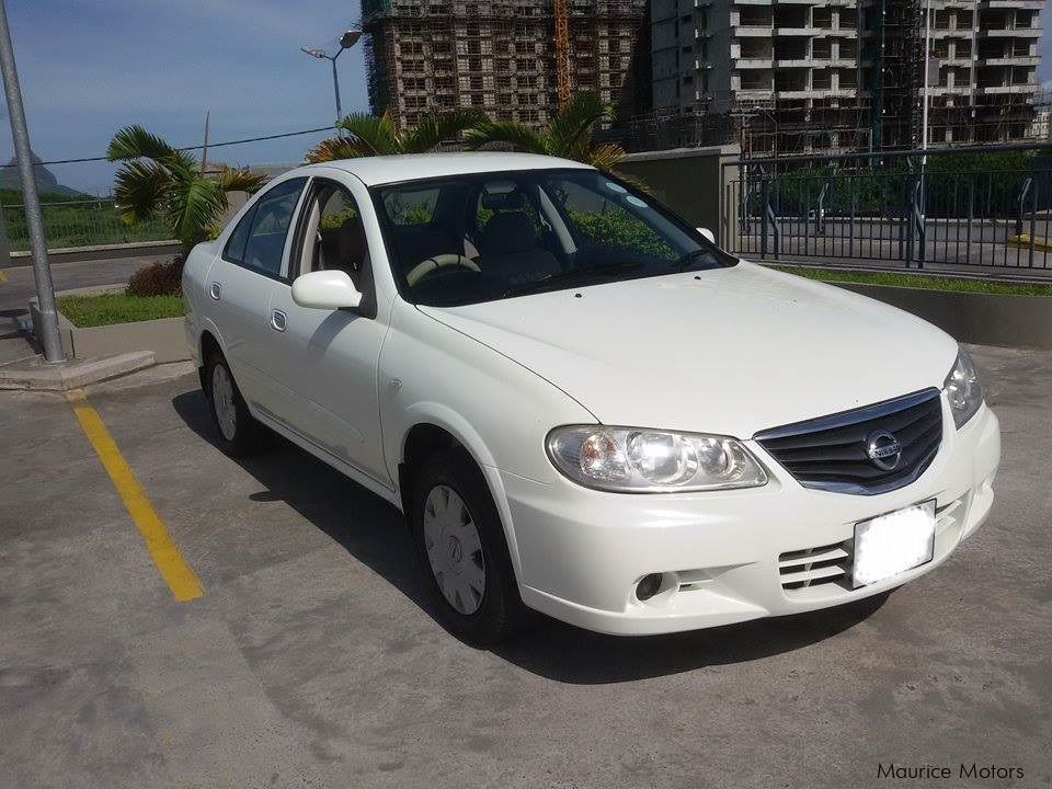 Nissan Sunny N18 in Mauritius
