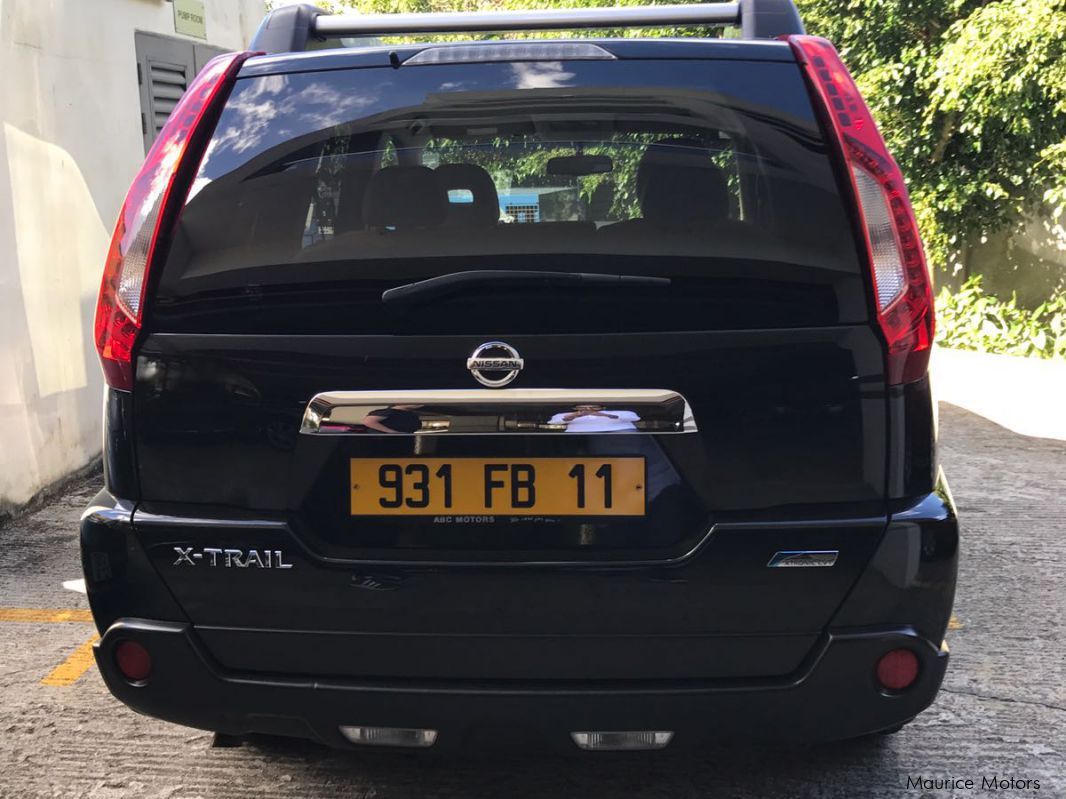 Nissan Xtrail 2.5 in Mauritius