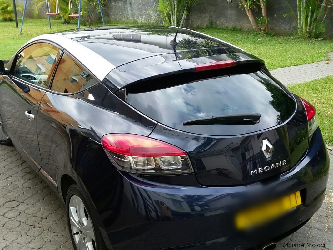 Renault MEGANE coupe in Mauritius