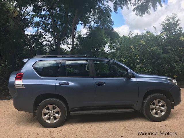 Toyota Land Cruiser Prado in Mauritius