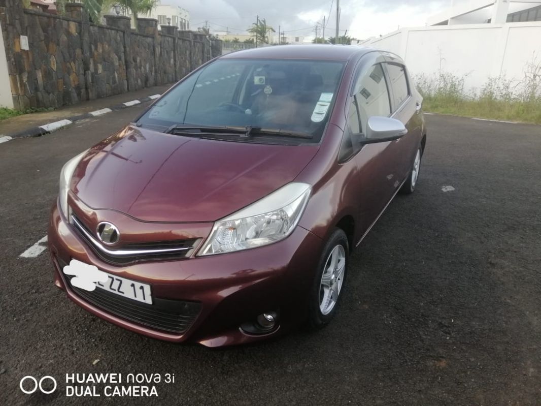 Toyota vitz jewela