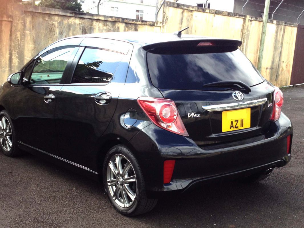 Toyota Vitz RS in Mauritius