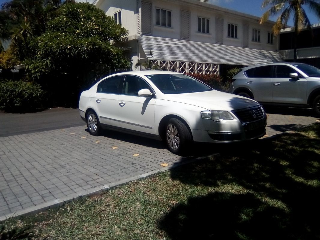 Volkswagen Passat 1.8Turbo in Mauritius