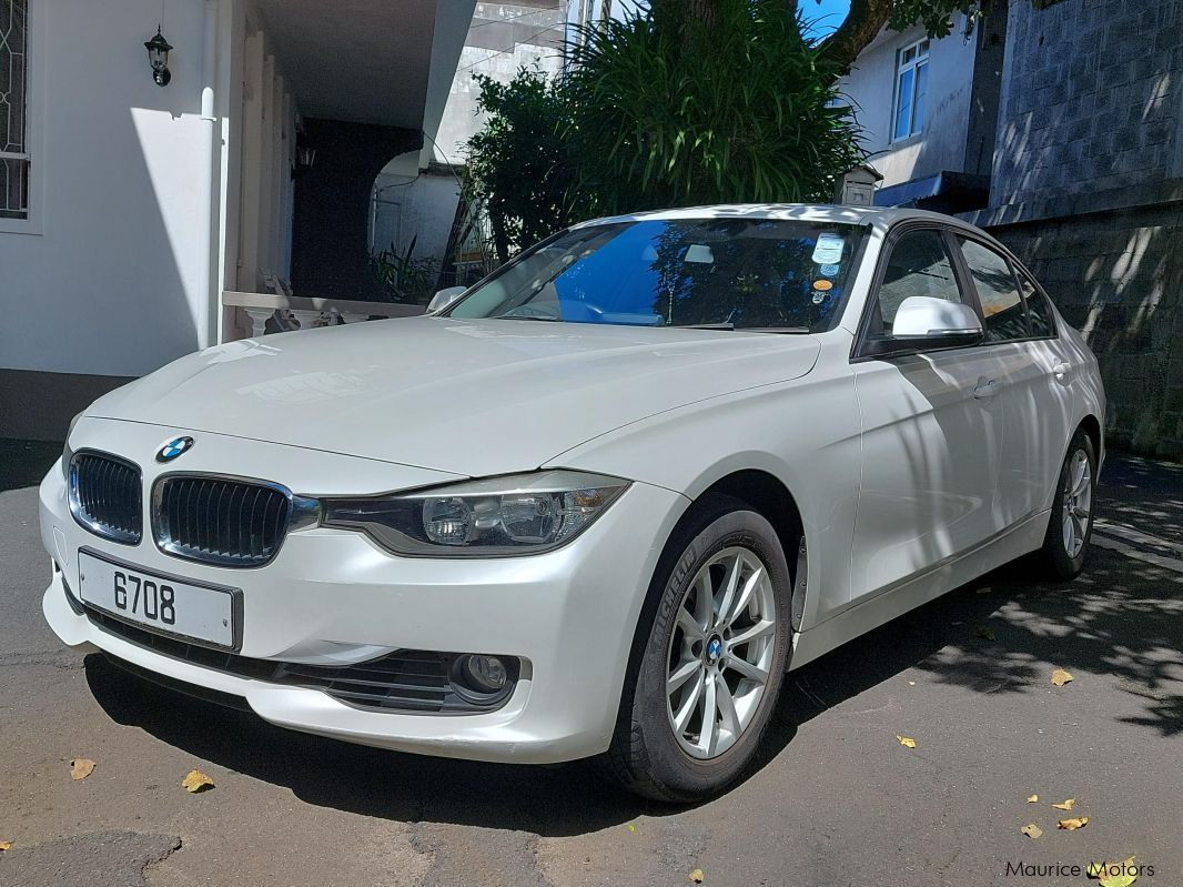 BMW 320i in Mauritius