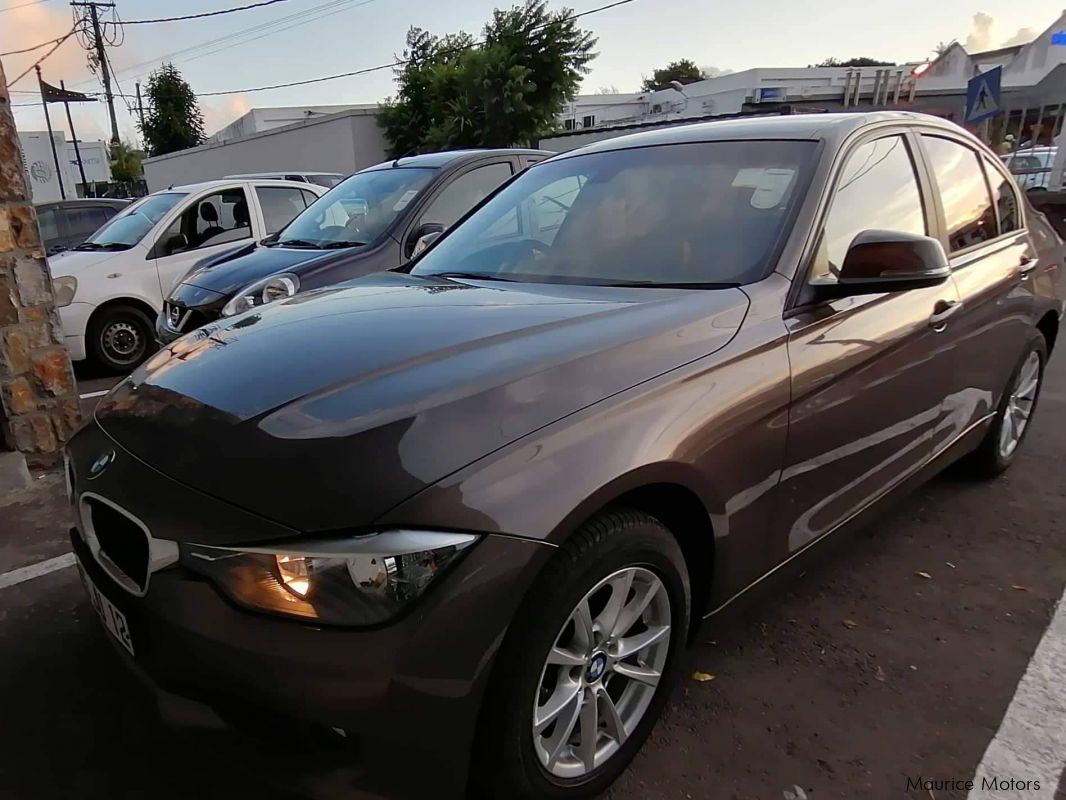 BMW 320i in Mauritius