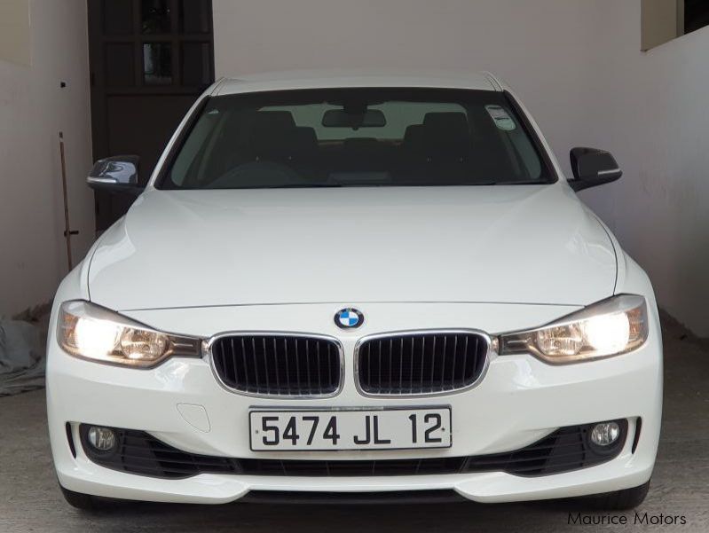 BMW 328i in Mauritius