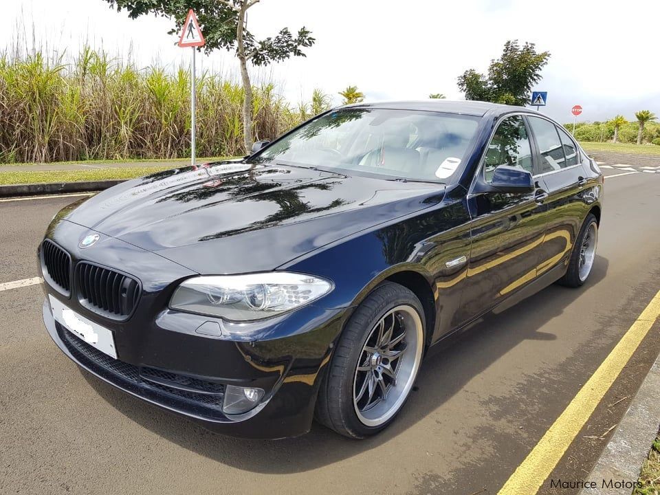 BMW 528i in Mauritius