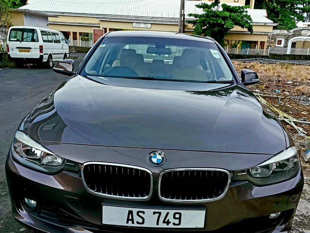 BMW F30 320i in Mauritius