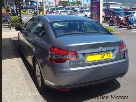 Citroen C5 in Mauritius