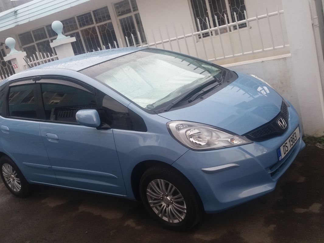 Honda fit черный