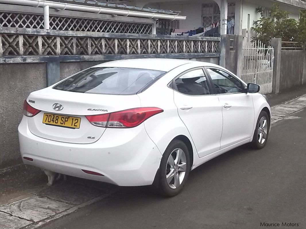 Hyundai elantra in Mauritius