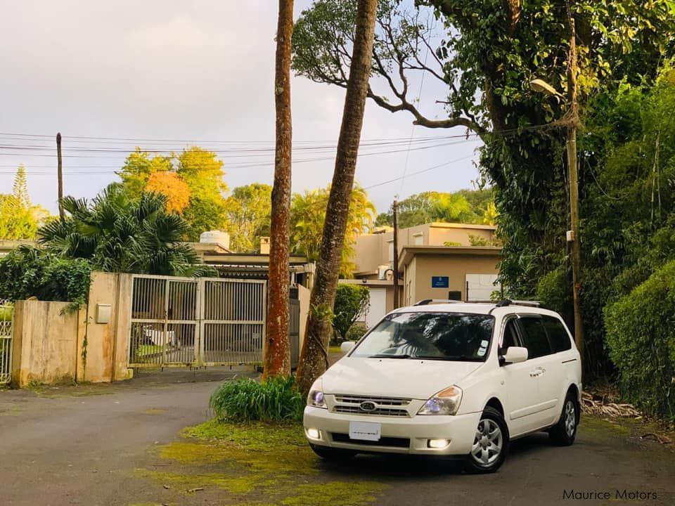 Kia carnival ex in Mauritius