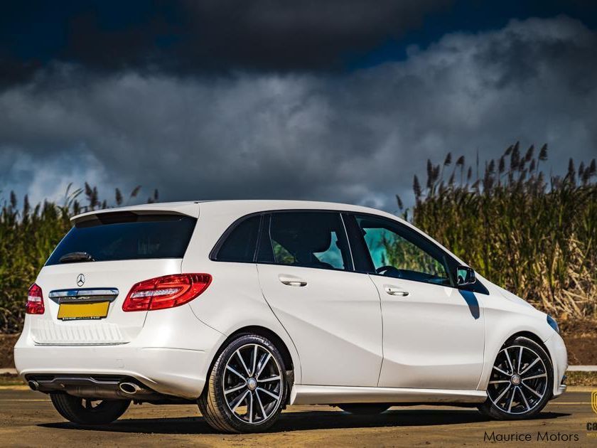 Mercedes-Benz B180 in Mauritius